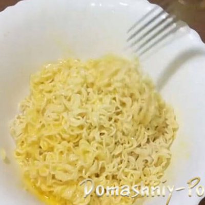 Блюдо из роллтона: быстрое блюдо приготовленное из лапши роллтона на ...