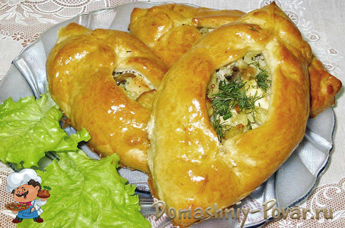 Салат с курицей, черносливом и грецкими орехами «Новогодний подарок»